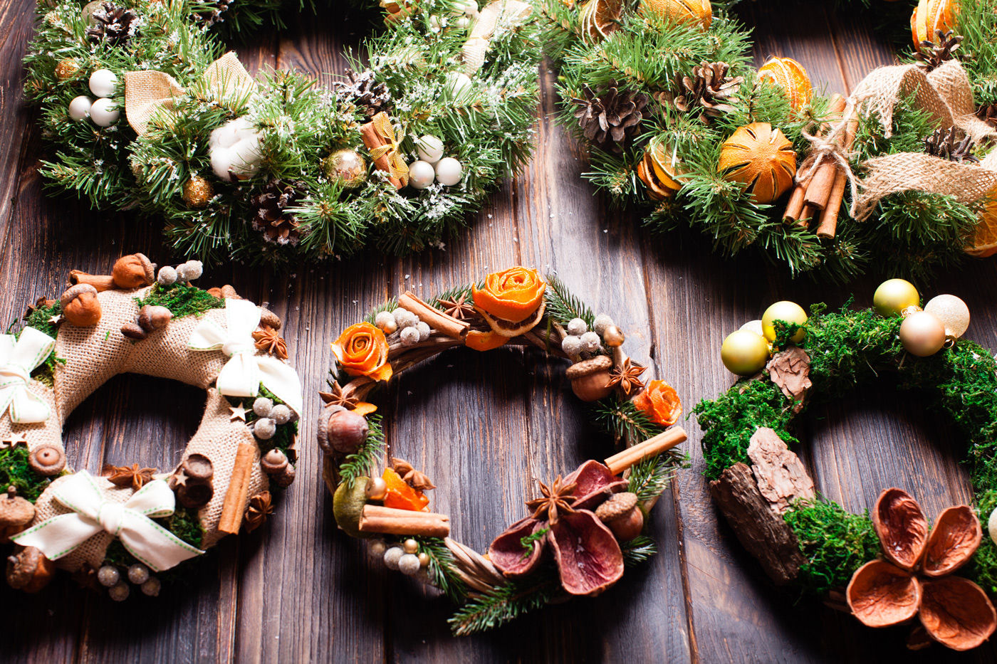 Stock up on handmade Christmas crafts when staying at our hotel in Regina in November or December.